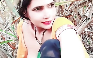 Sexy Bhabhi acquires hot for sex in sugarcane neighbourhood