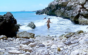 Anal rascality at the beach with the delicious French Julia Gomez